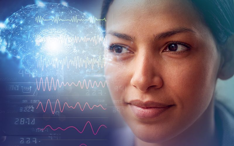 woman looking at how her brain works